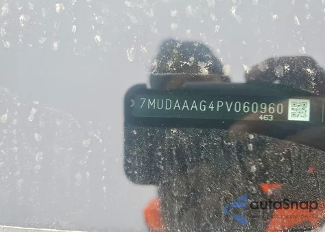 2023 Toyota Corolla Cross Xle z USA, uszkodzony, nr VIN 7MUDAAAG4PV060960